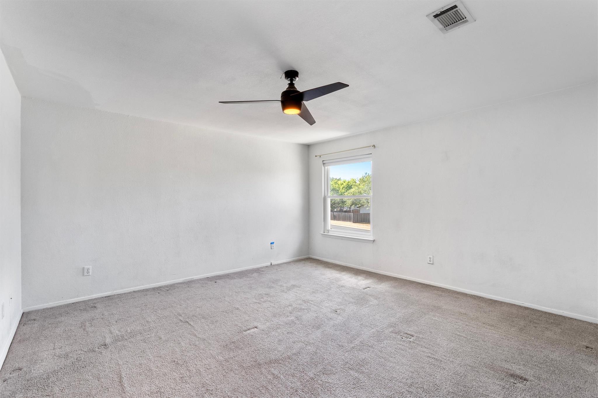 9809 Meadowheath Dr Property Photo 13