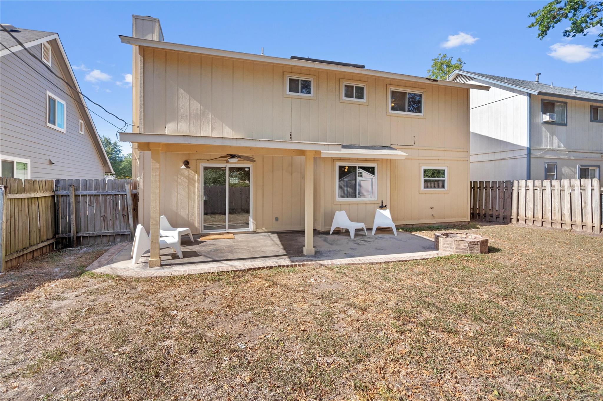 9809 Meadowheath Dr Property Photo 25