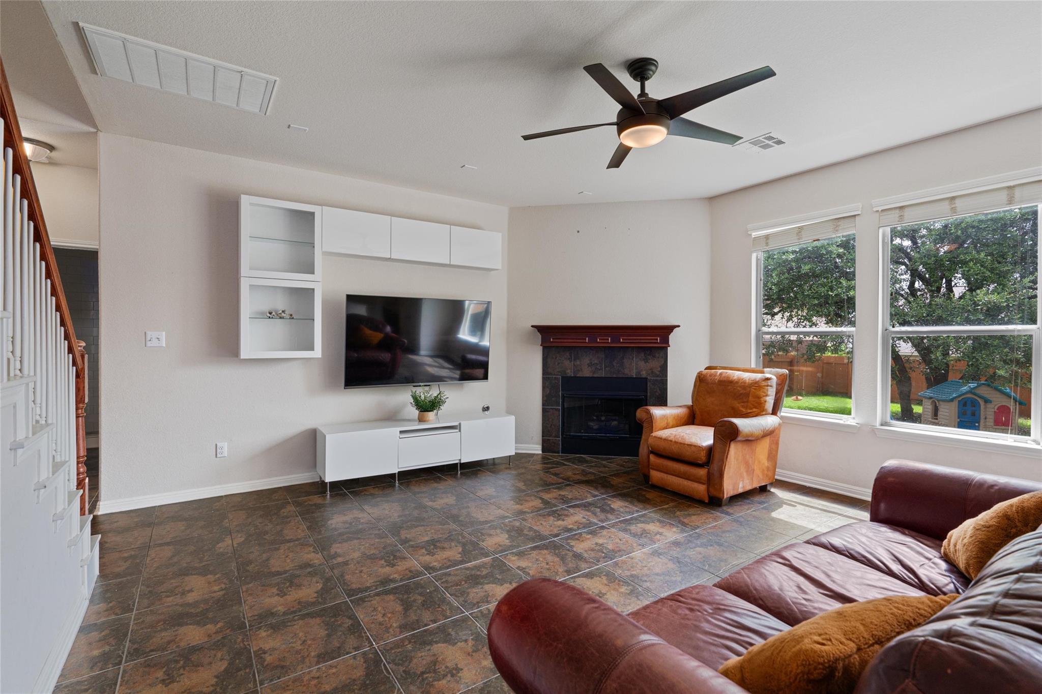 413 Monahans Dr Property Photo 11