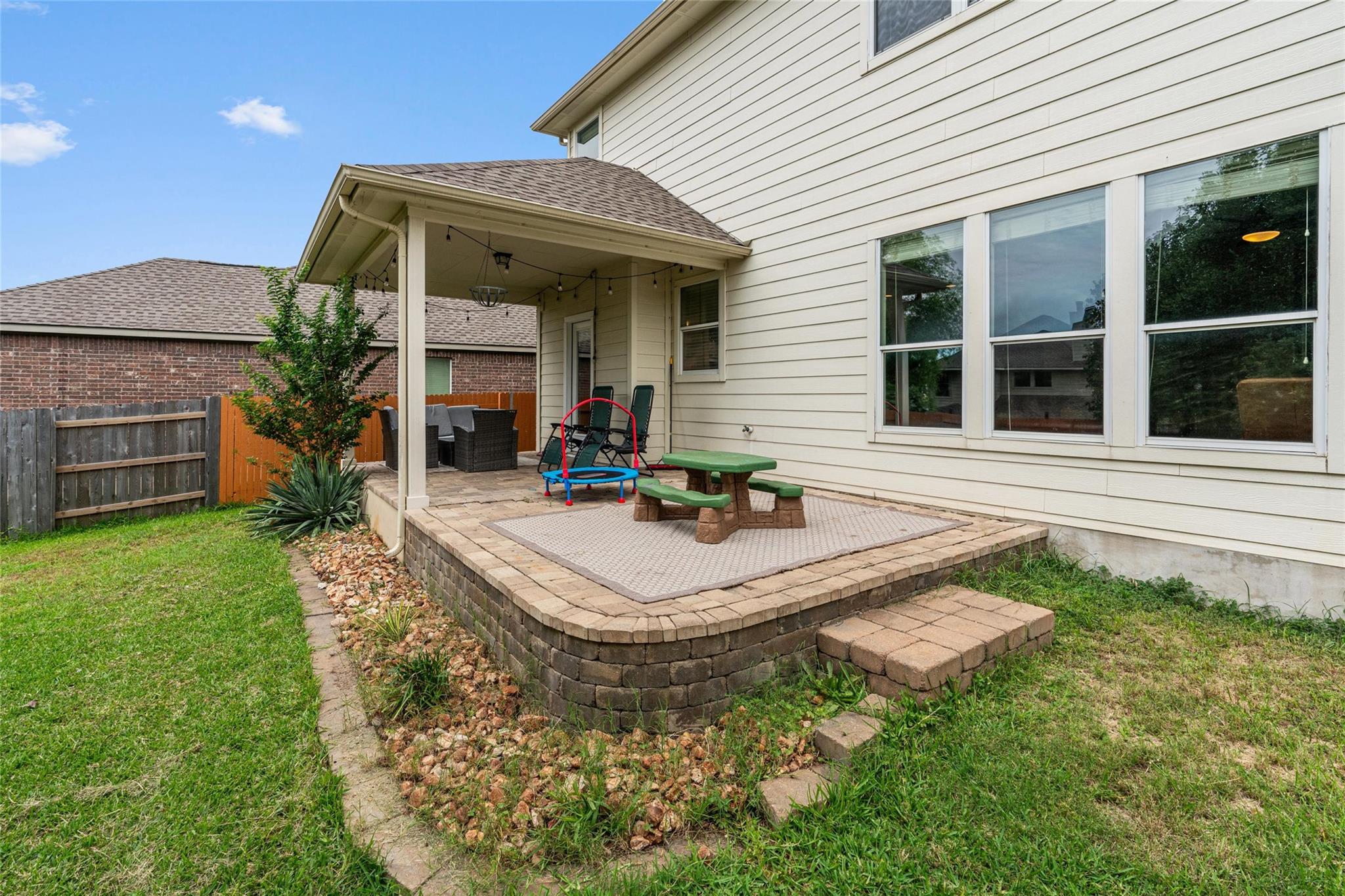 413 Monahans Dr Property Photo 33