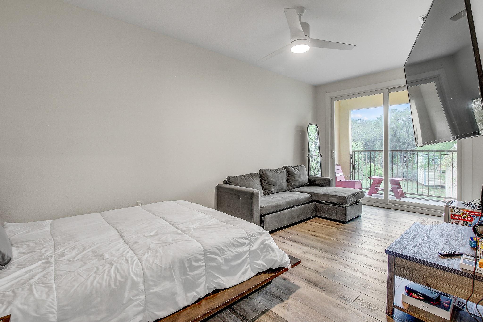 11300 Lake Dr Property Photo 32