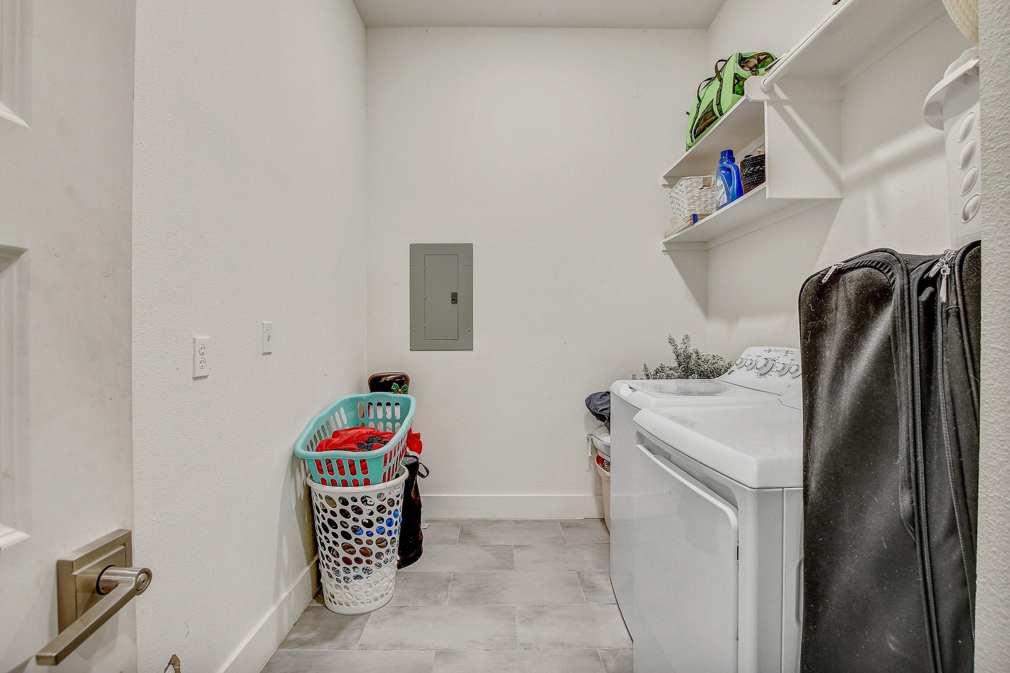 11300 Lake Dr Property Photo 35