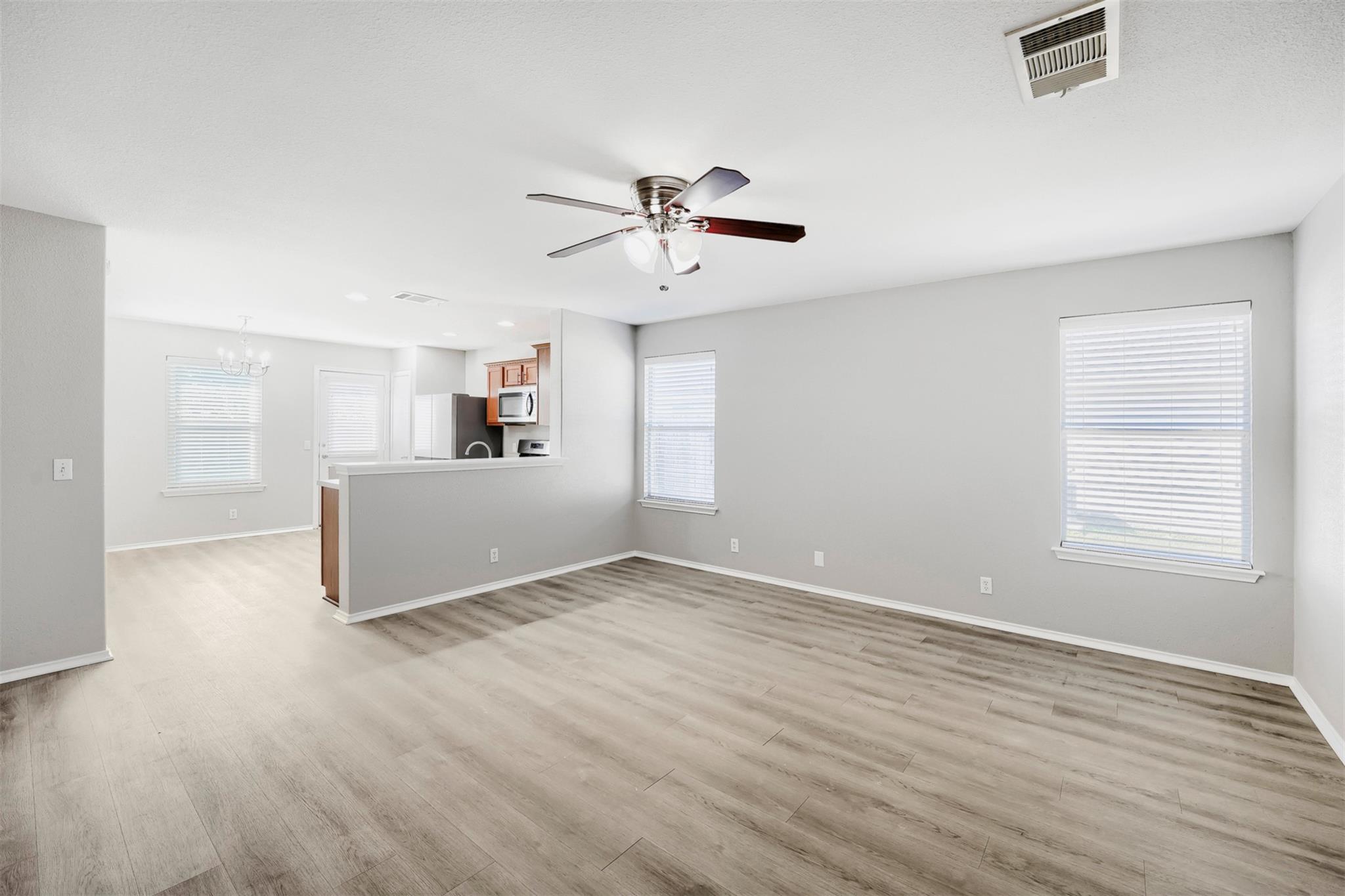 187 Ames Cv Property Photo 6