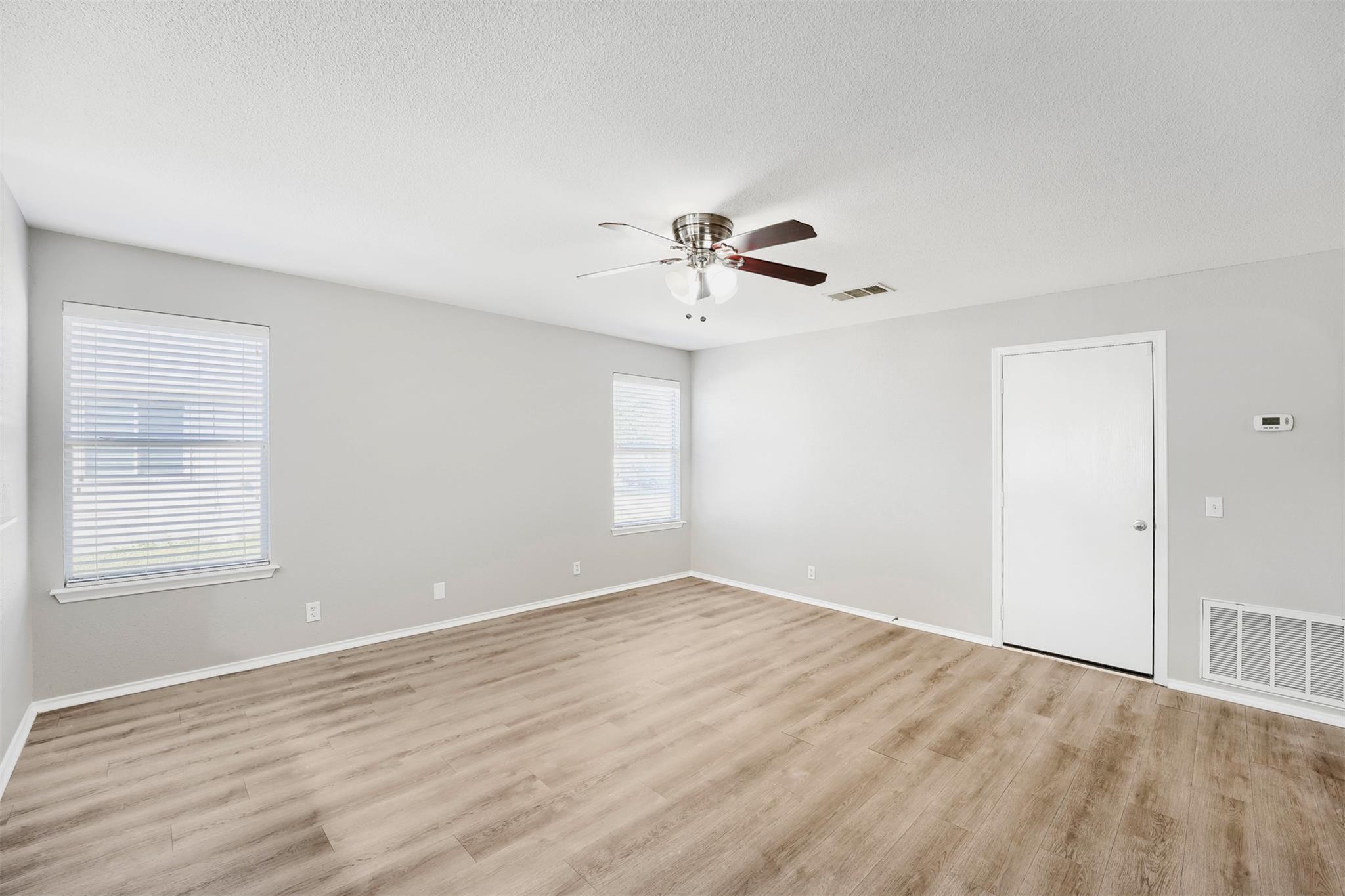 187 Ames Cv Property Photo 12