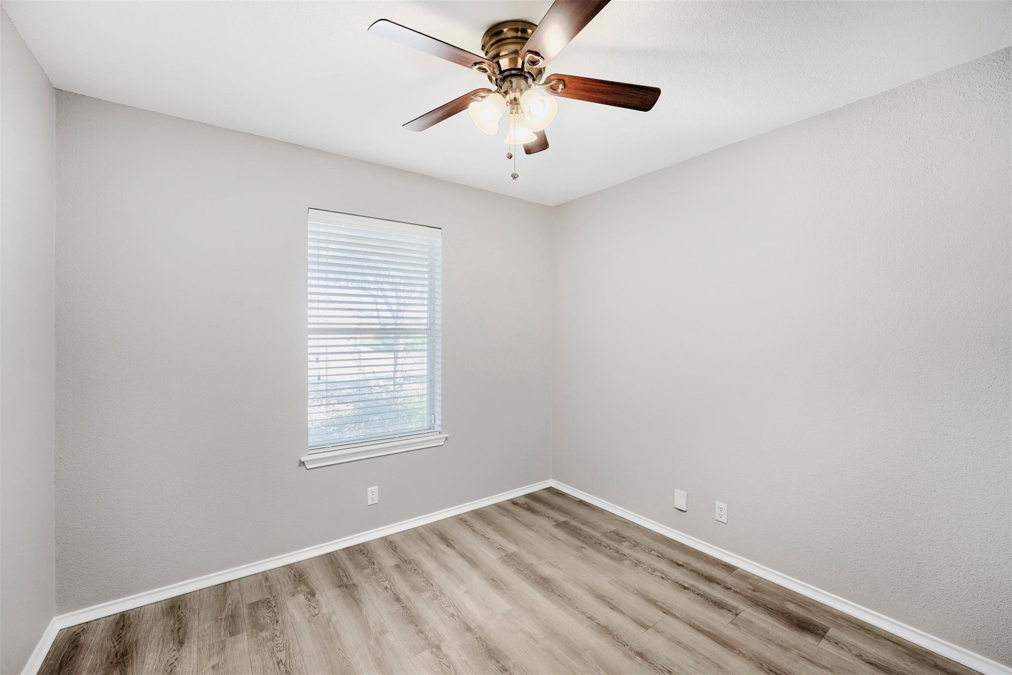 187 Ames Cv Property Photo 18