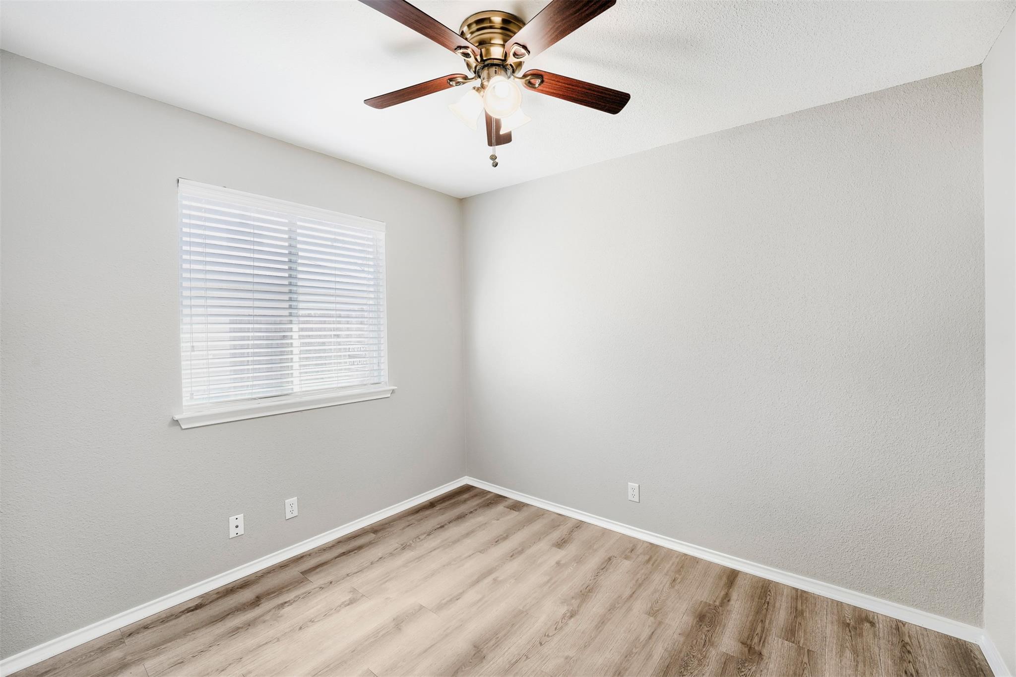 187 Ames Cv Property Photo 20