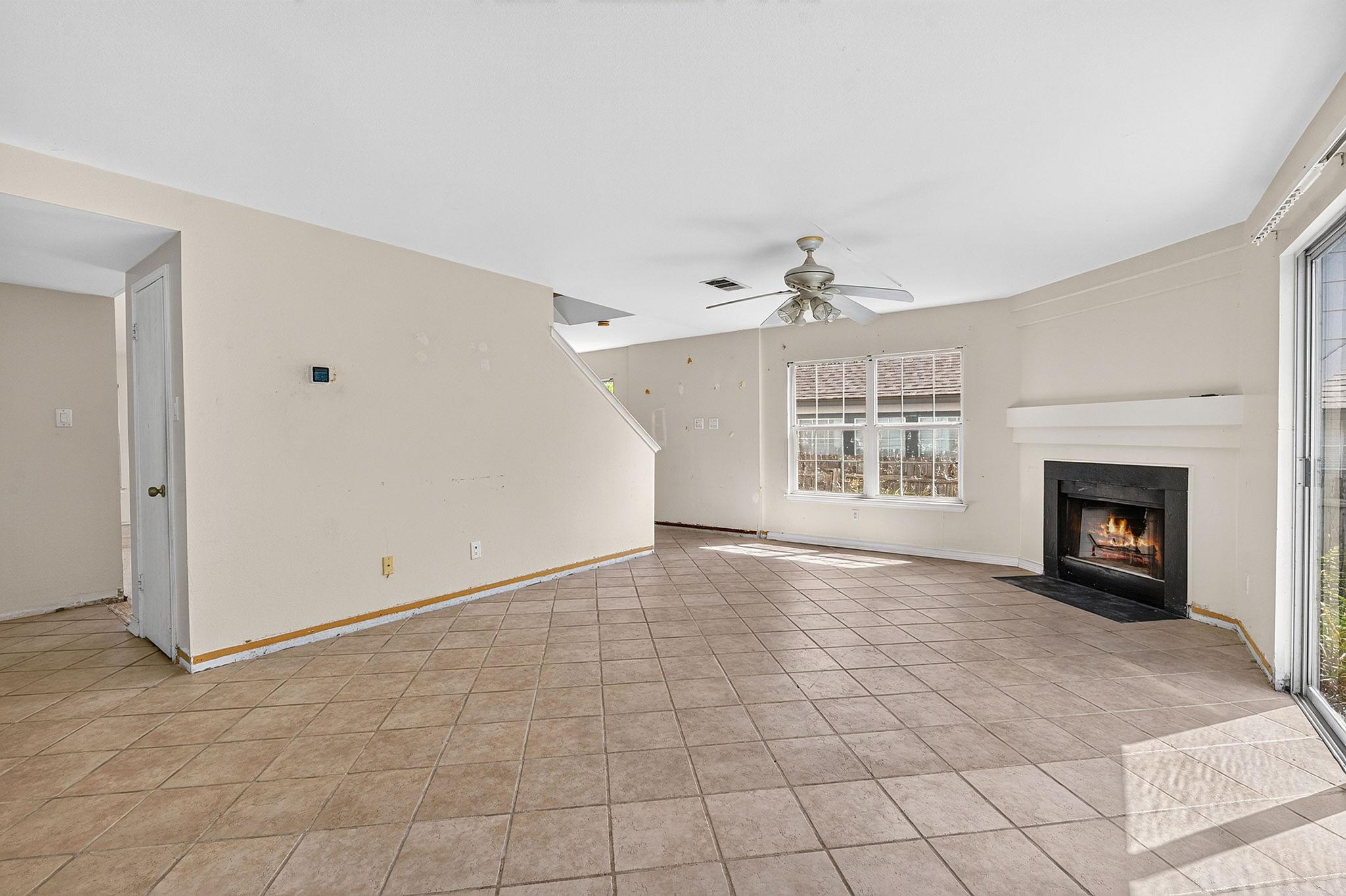 1301 Deerhound Pl Property Photo 8