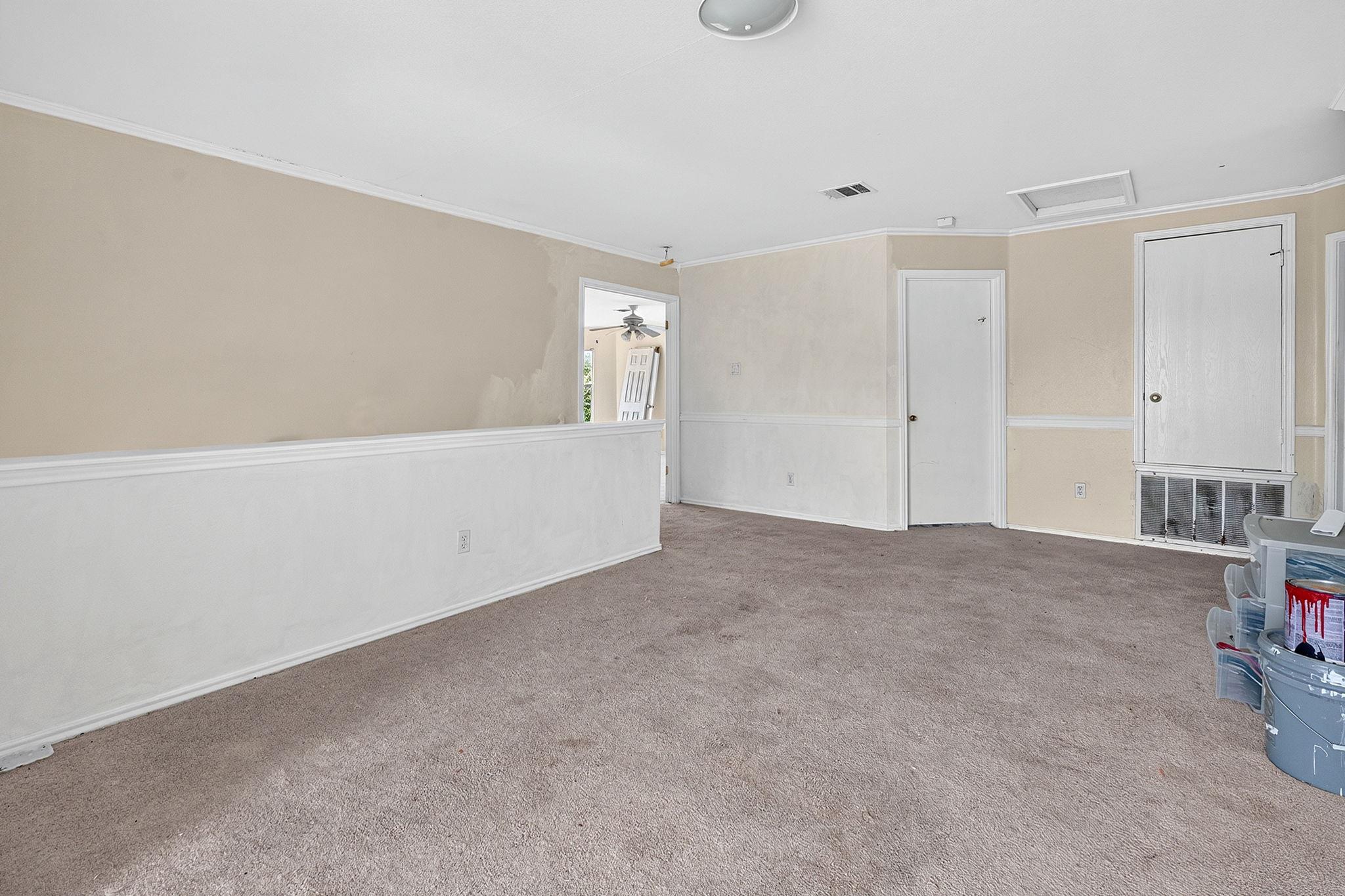 1301 Deerhound Pl Property Photo 18