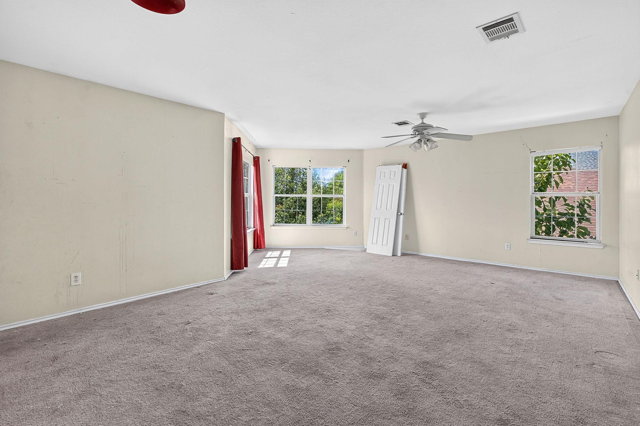 1301 Deerhound Pl Property Photo 19