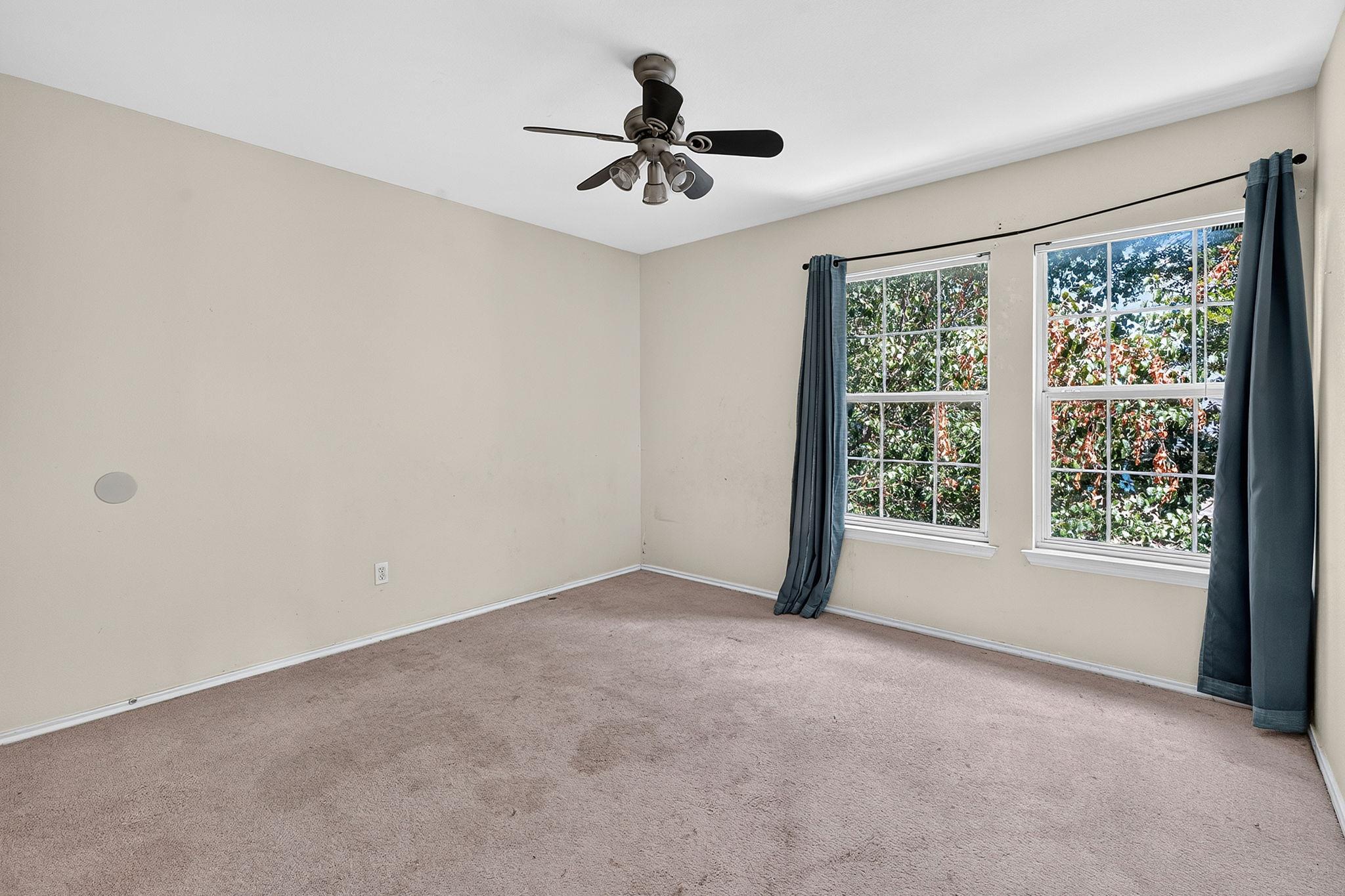 1301 Deerhound Pl Property Photo 26