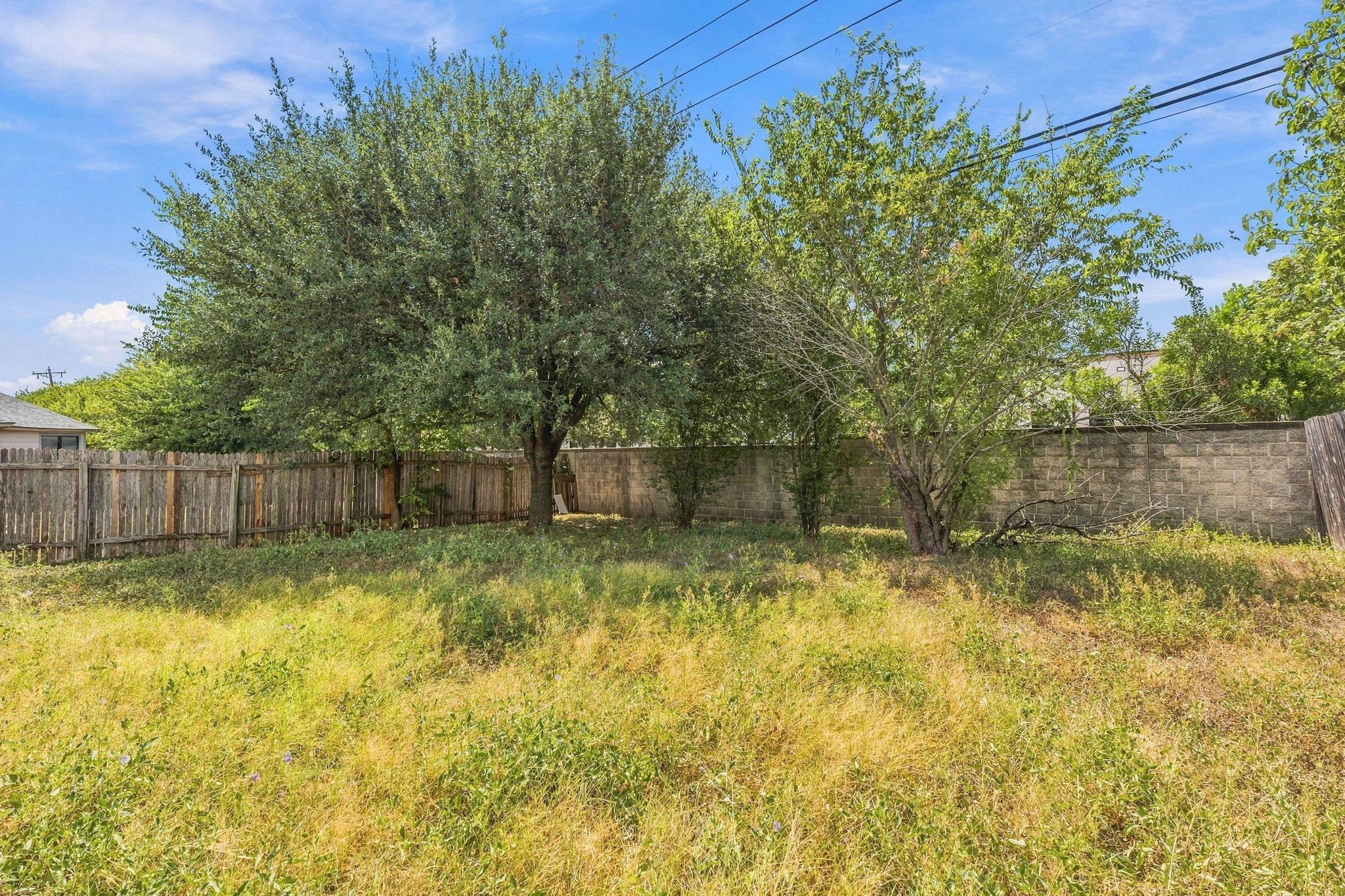 1301 Deerhound Pl Property Photo 30