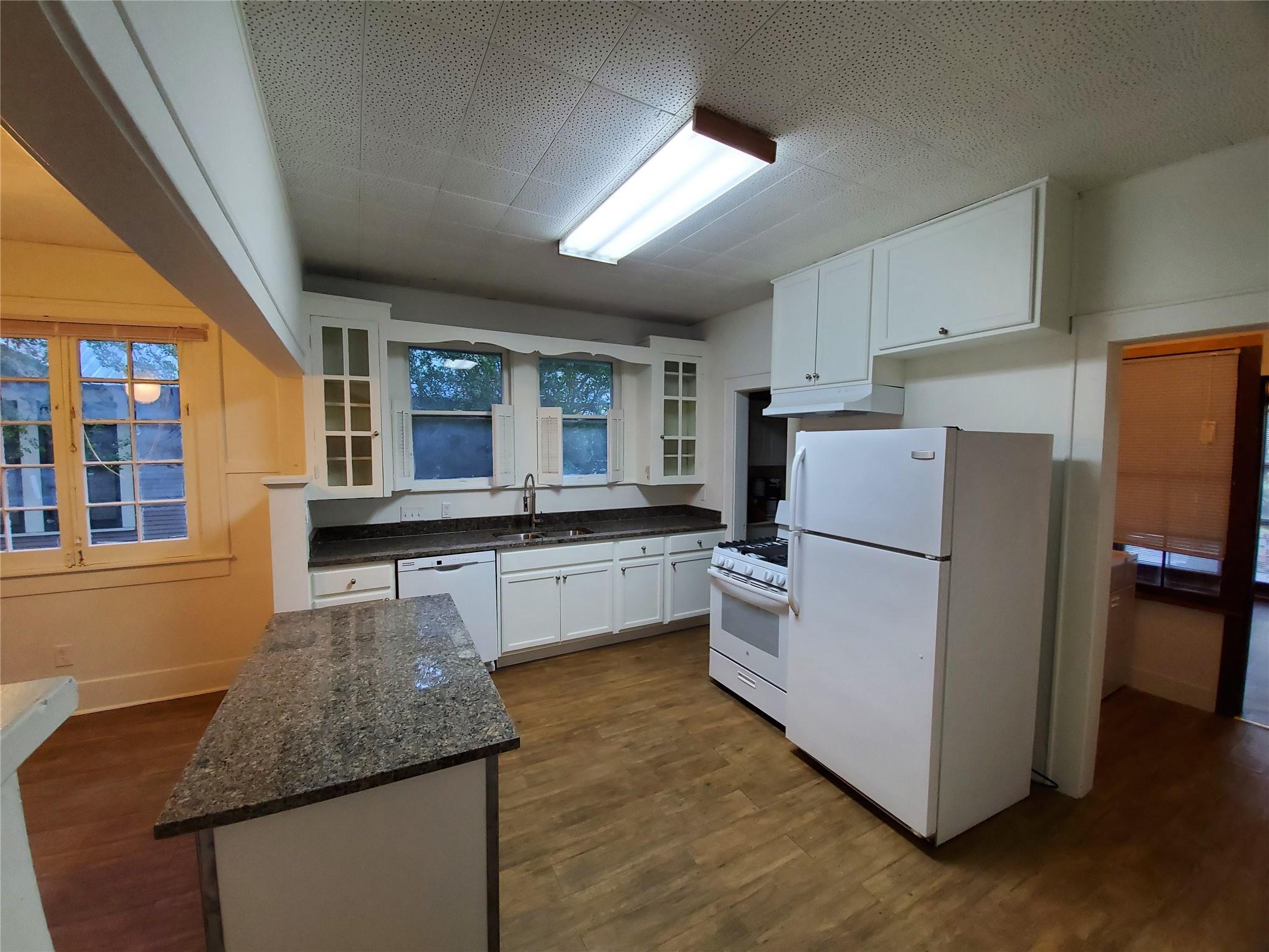 4113 Speedway None Property Photo 12