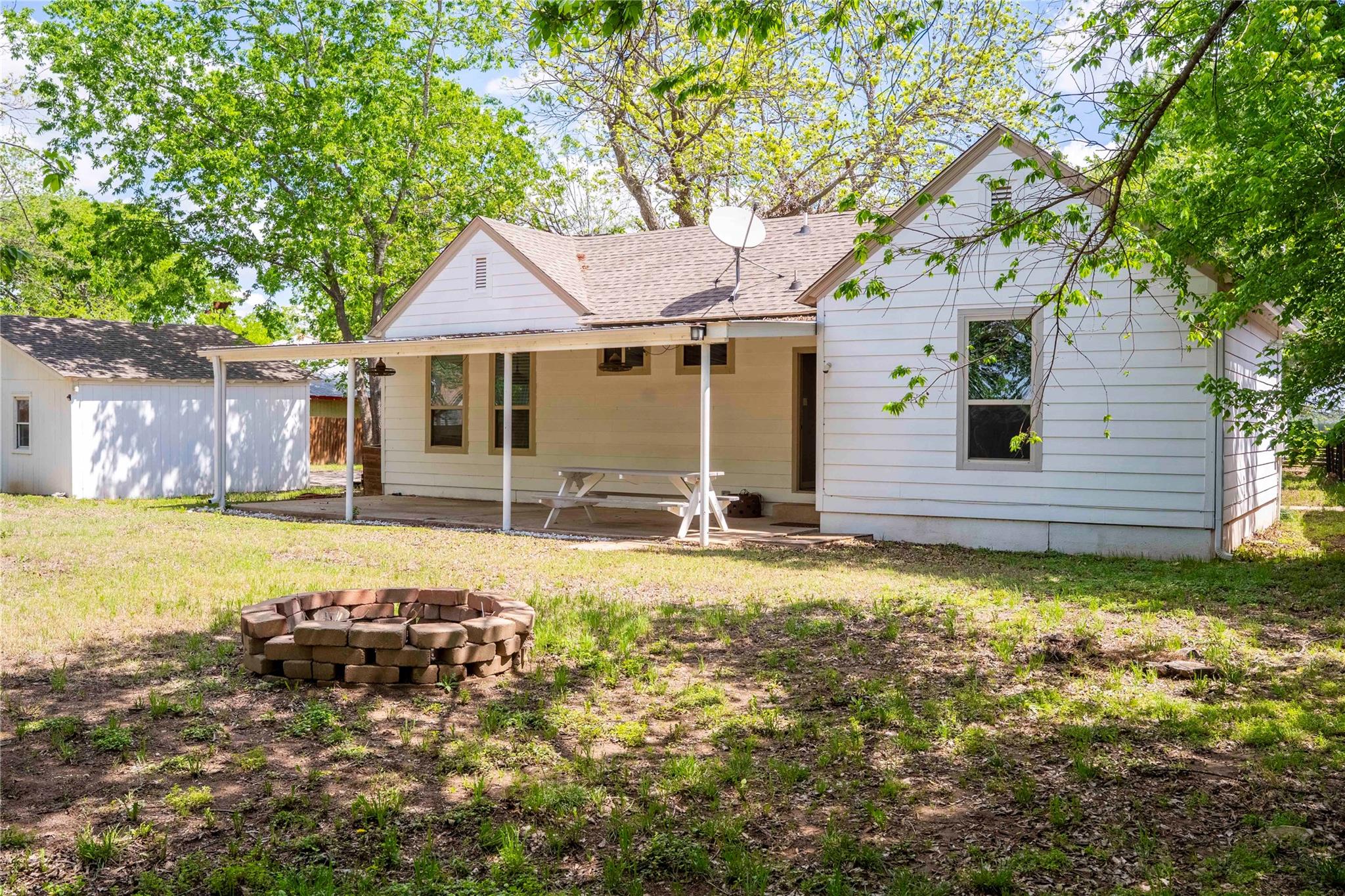 19107 Fm 969 Rd Property Photo 30