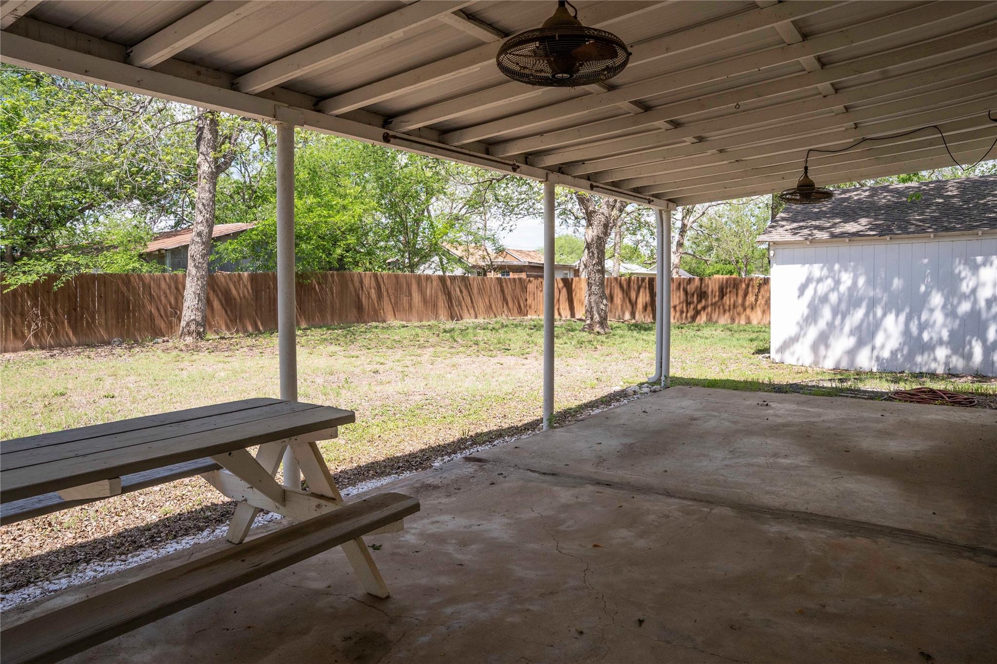 19107 Fm 969 Rd Property Photo 31