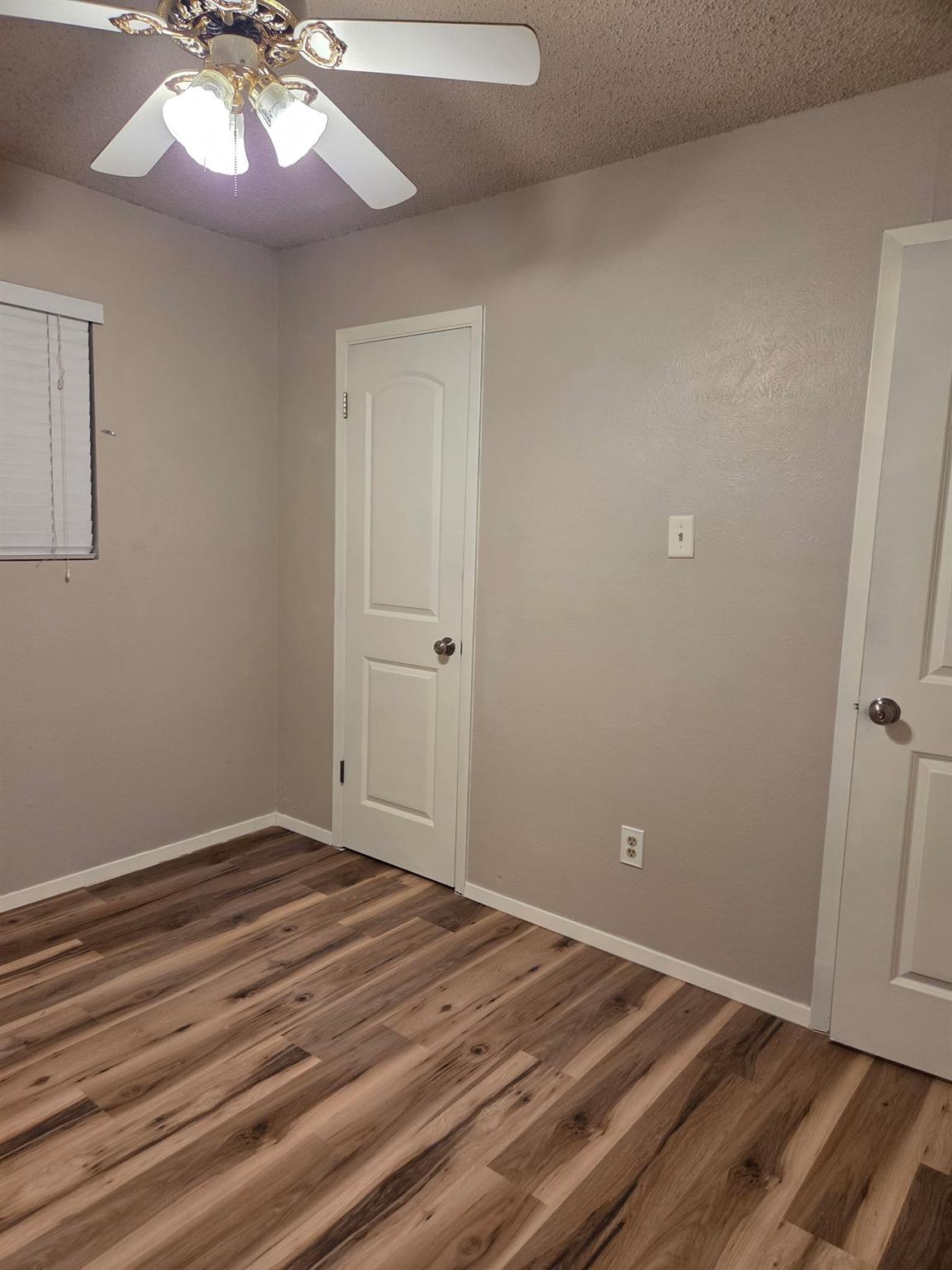 5410 Burgundy Dr Property Photo 7