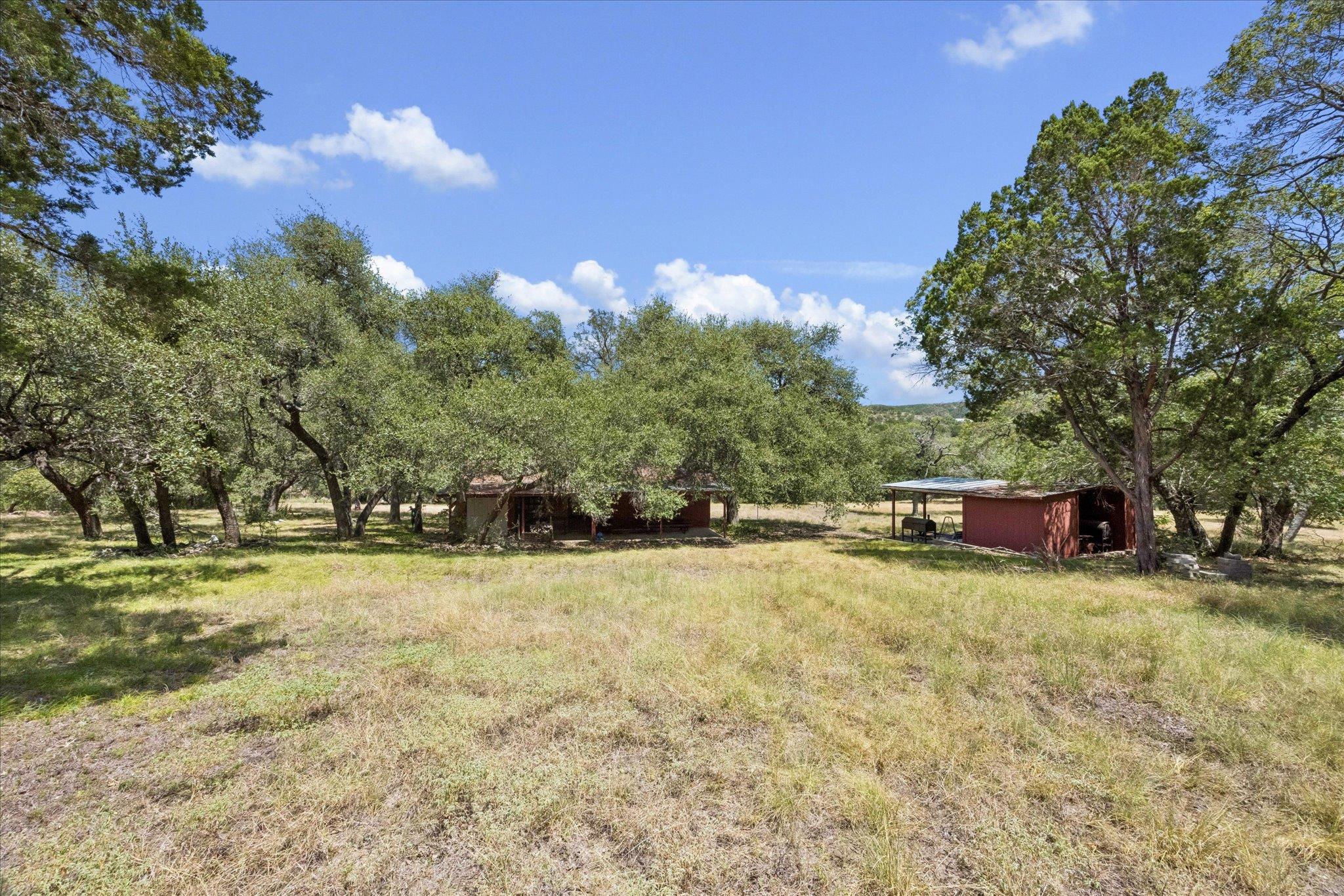 1920 The Low Rd Property Photo 7
