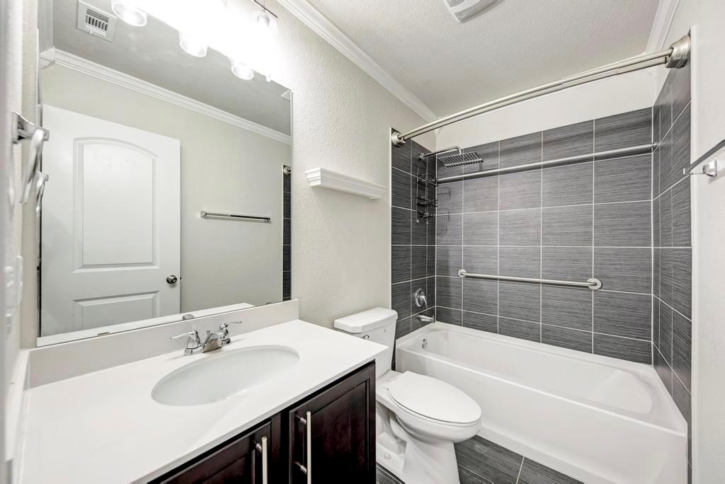 10617 Portico Ln Property Photo 21