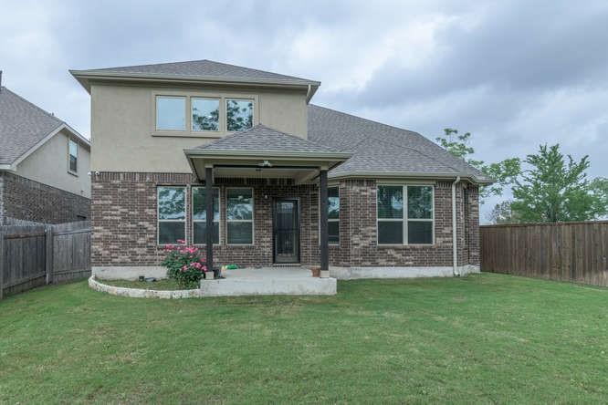 2469 Millbrook Loop Property Photo 4