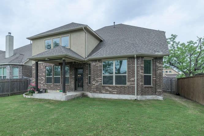 2469 Millbrook Loop Property Photo 5