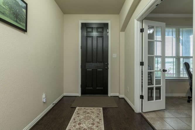 2469 Millbrook Loop Property Photo 7