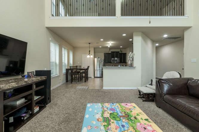 2469 Millbrook Loop Property Photo 13