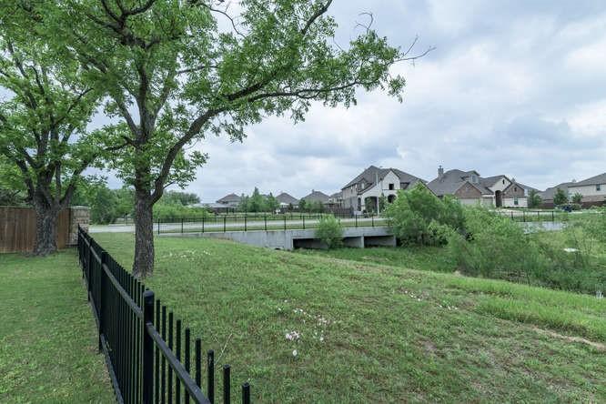 2469 Millbrook Loop Property Photo 40