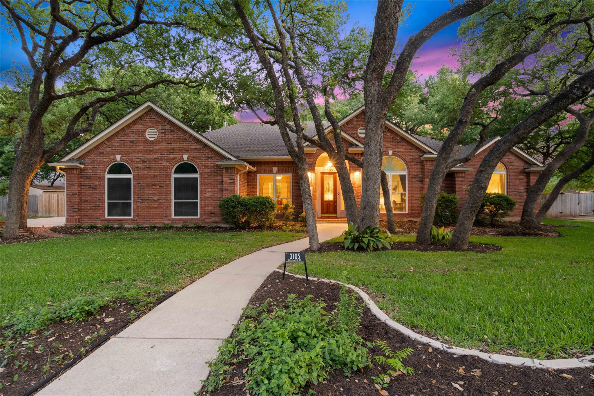 3105 Sunland Dr Property Photo