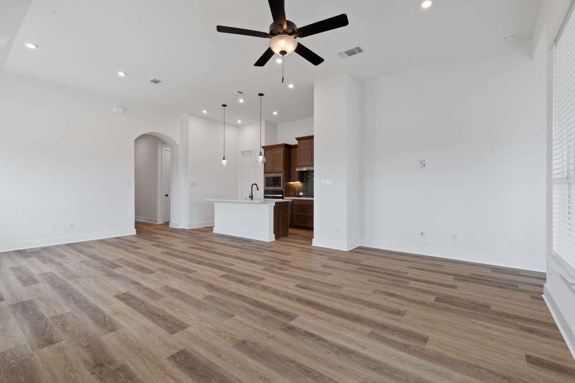 425 Hickory Springs Trl Property Photo 16