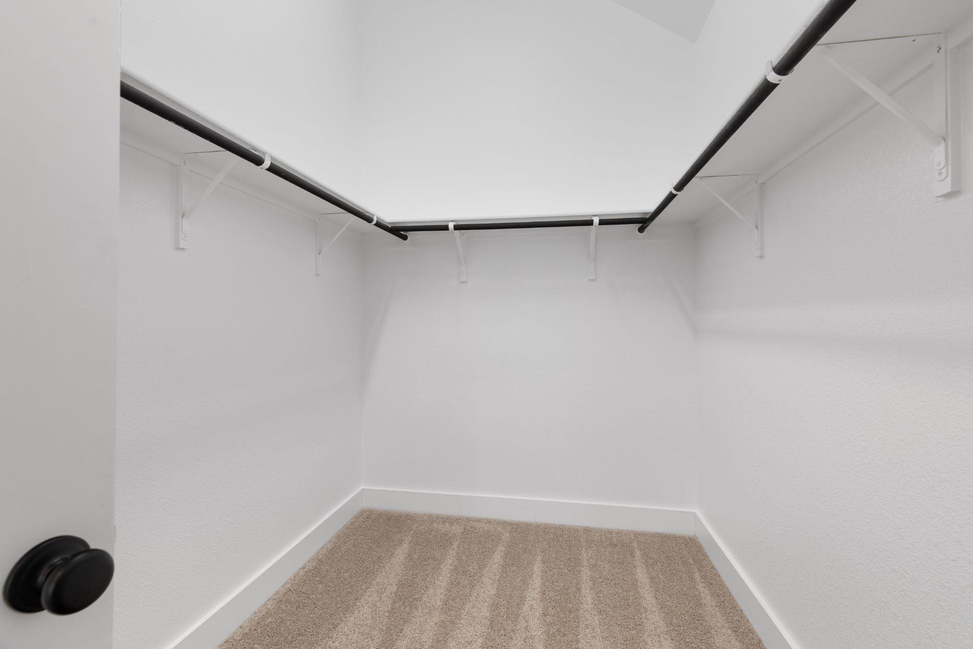 425 Hickory Springs Trl Property Photo 22