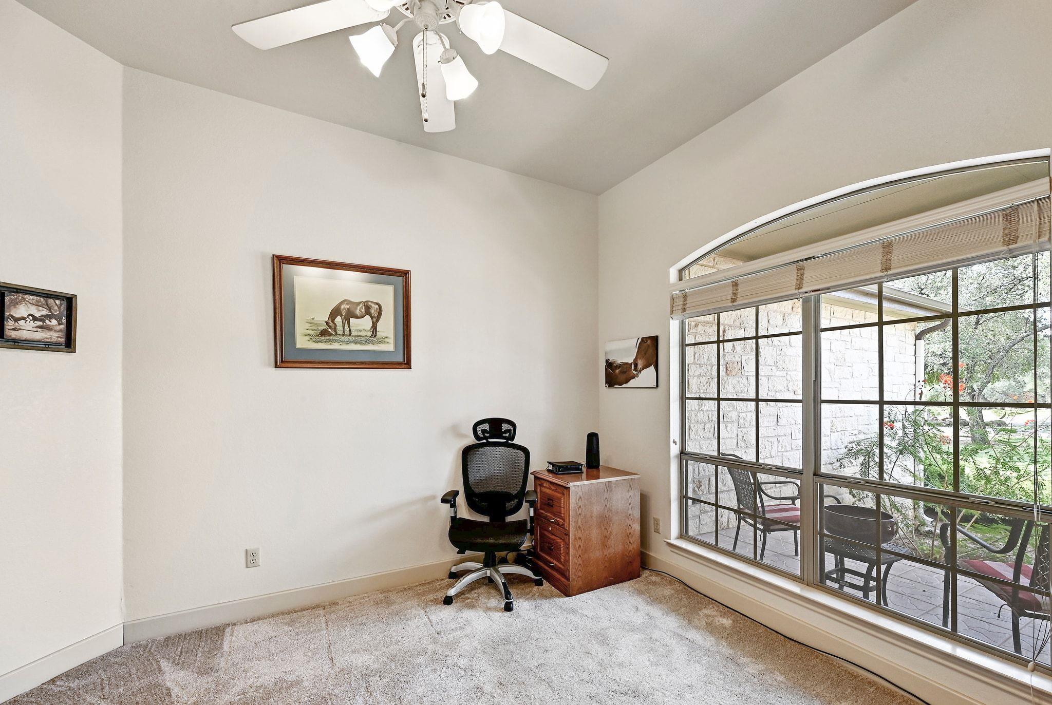 100 Wallace Riddell Dr Property Photo 5