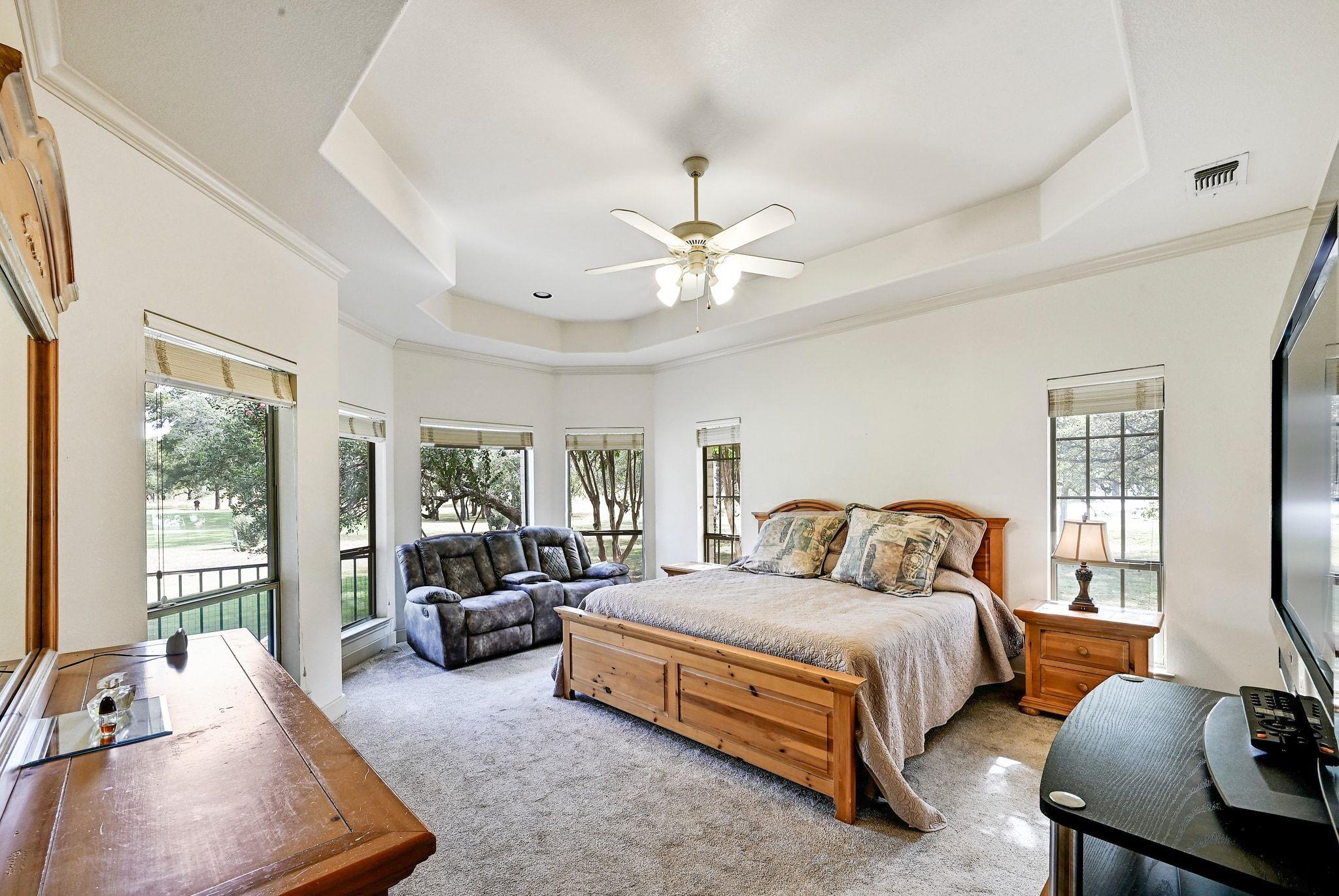 100 Wallace Riddell Dr Property Photo 23