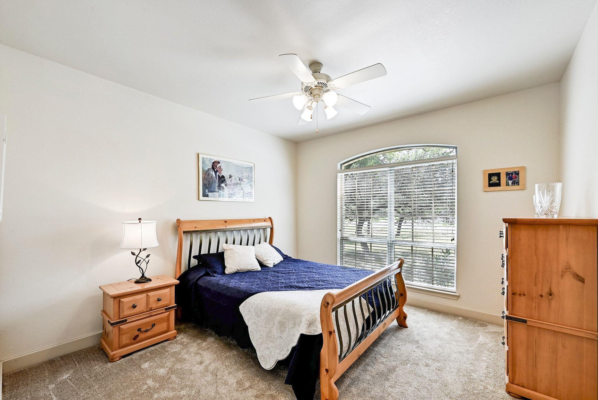 100 Wallace Riddell Dr Property Photo 28