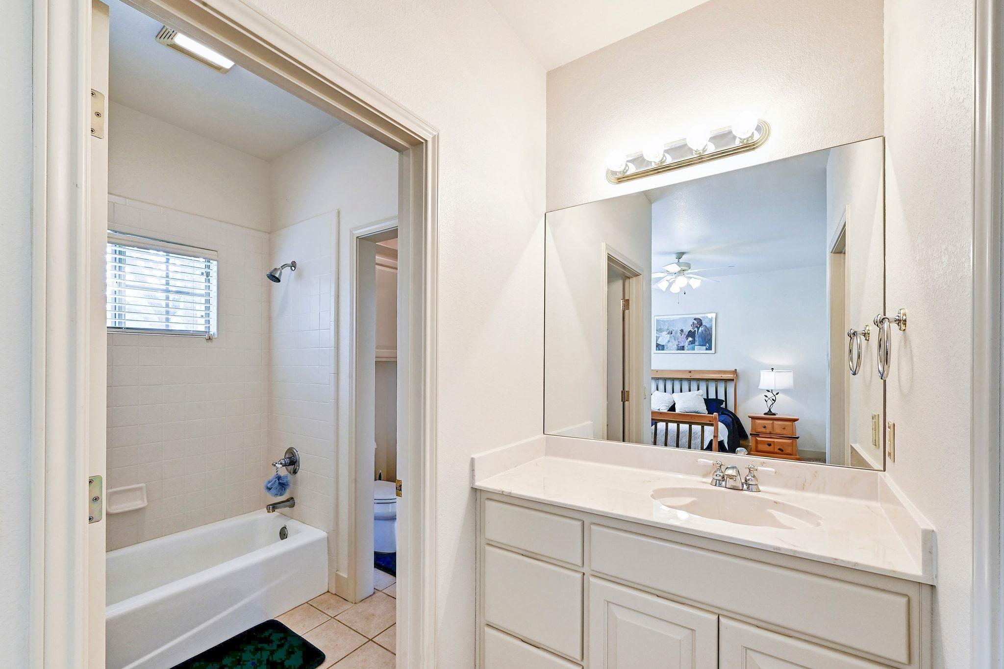 100 Wallace Riddell Dr Property Photo 29