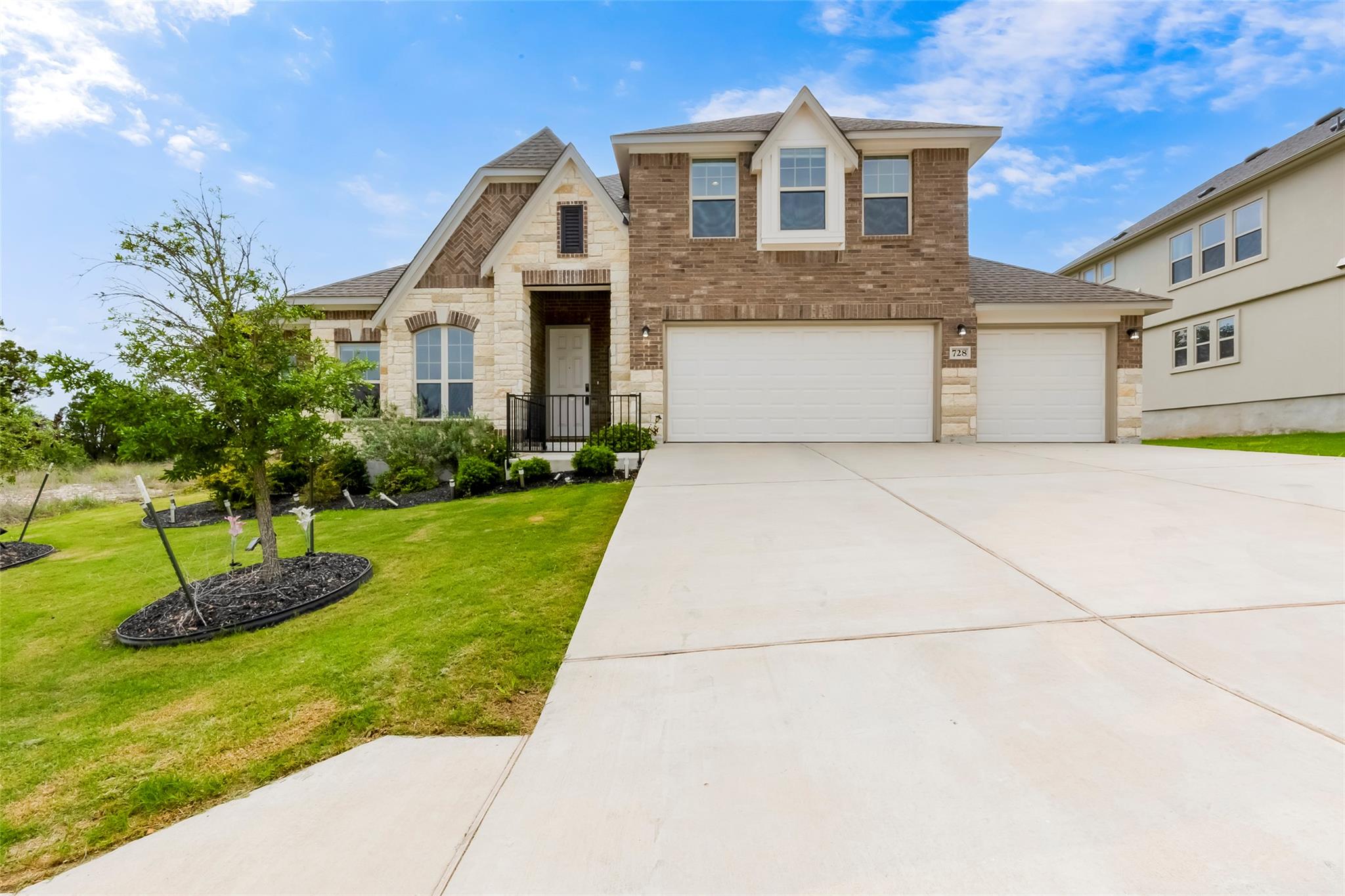 728 Marbella Vista Way Property Photo 1