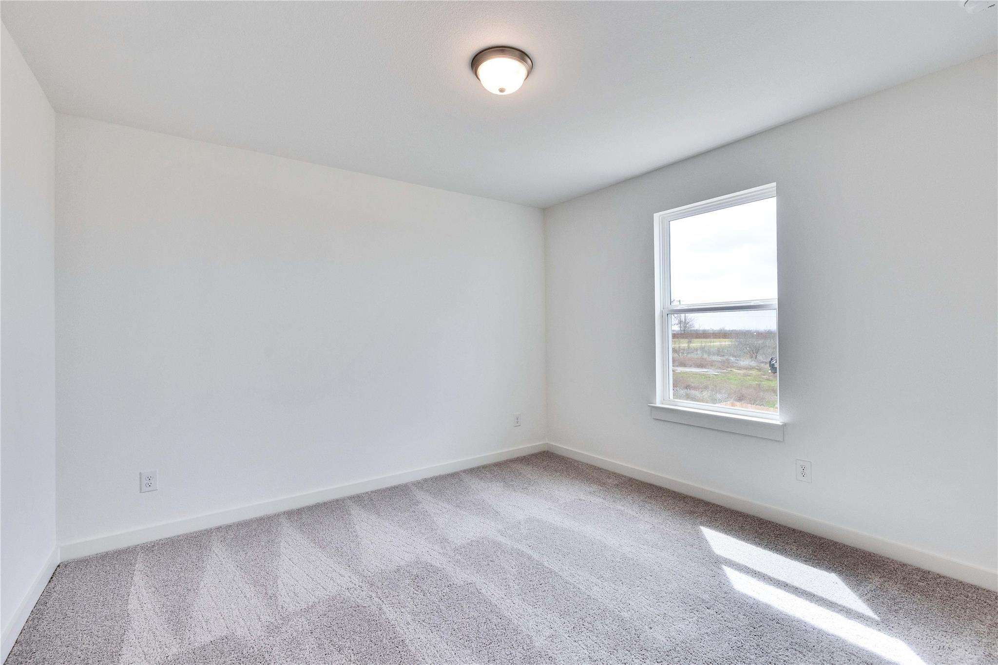 224 Seattle Slew Dr Property Photo 27