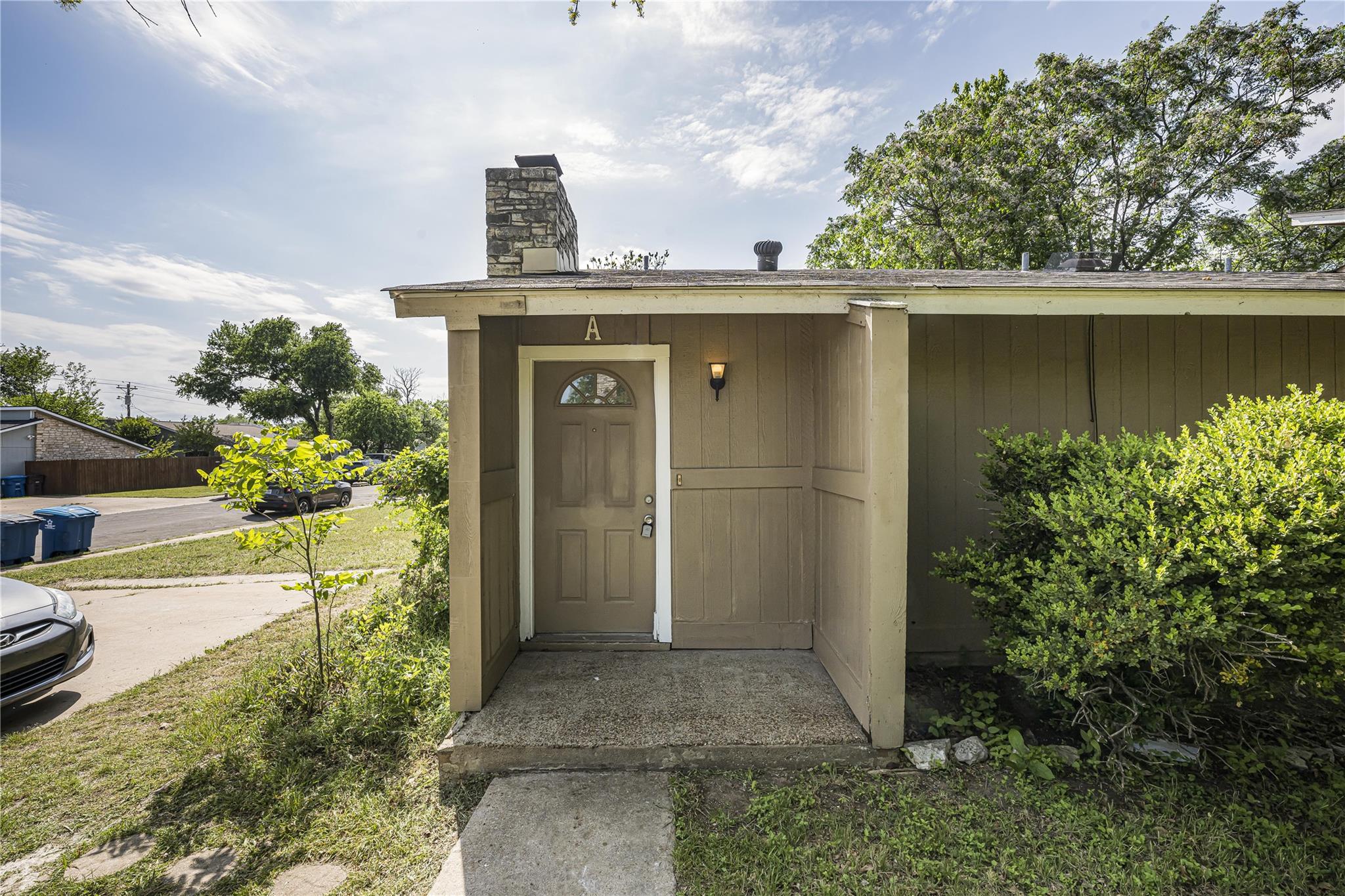 10400 Burmaster Ln A Property Photo