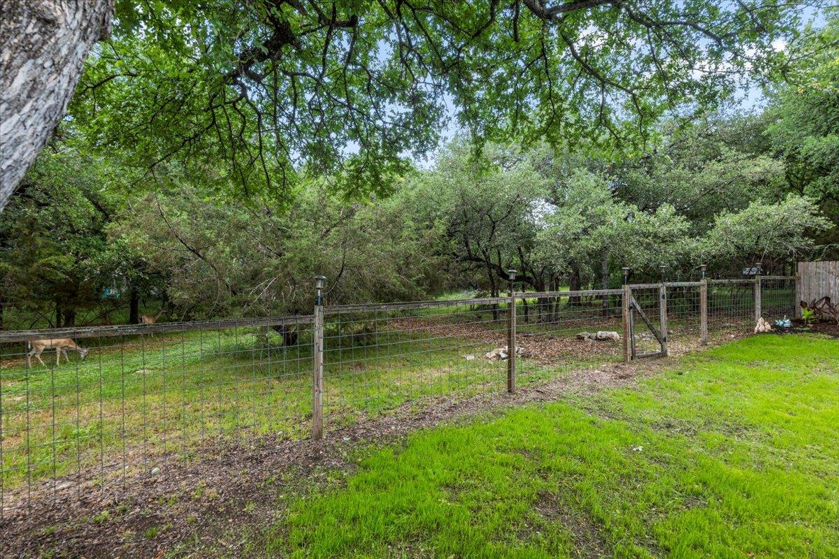 722 Hedgewood Dr Property Photo