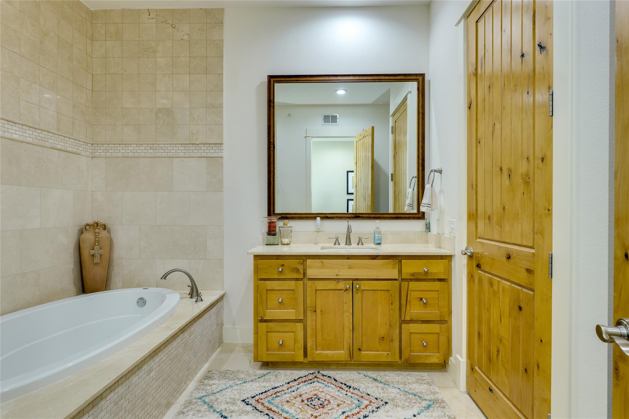 1101 Ivean Pearson Rd #d202 Property Photo 13