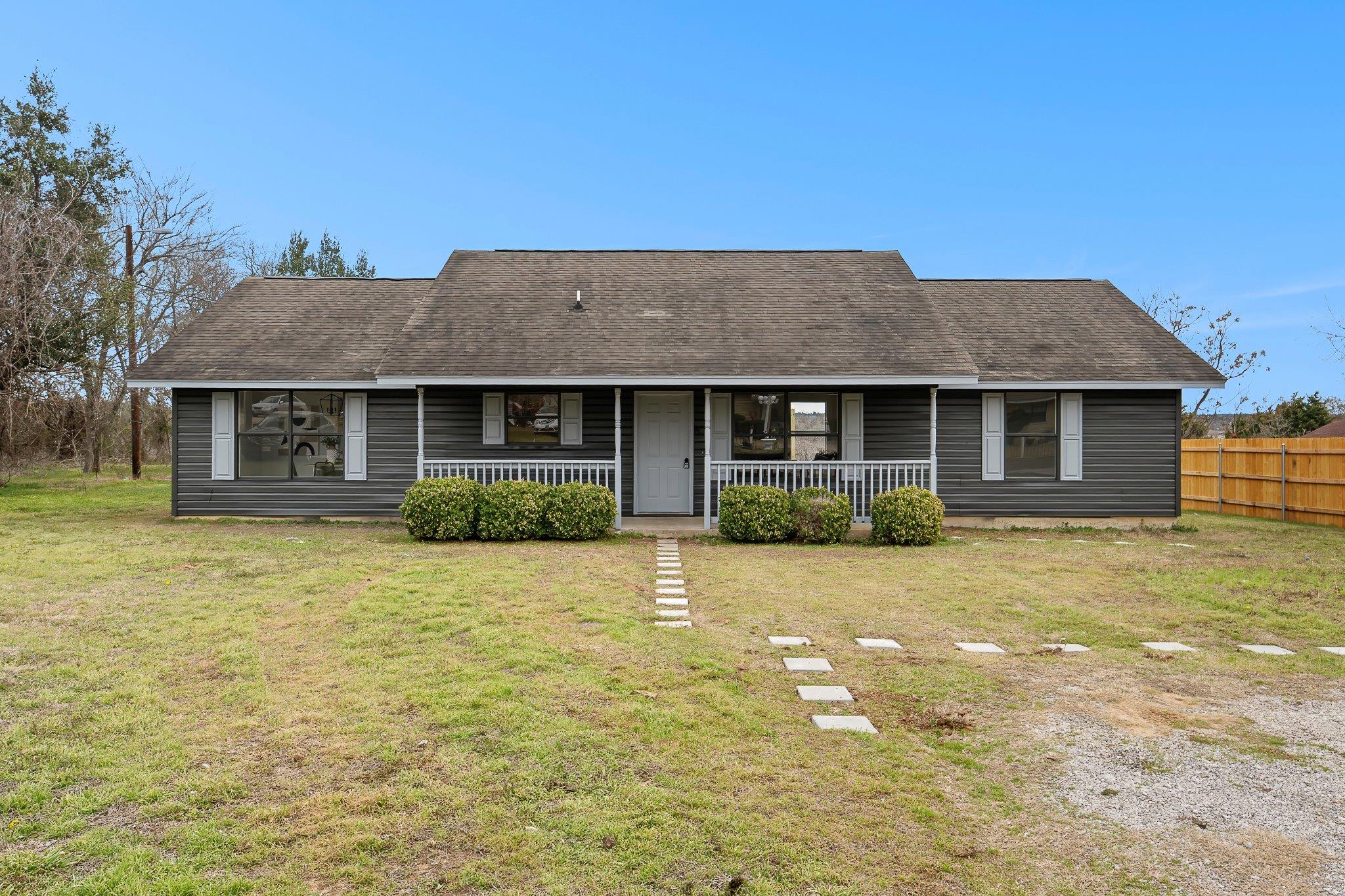151 Ella Ln Property Photo