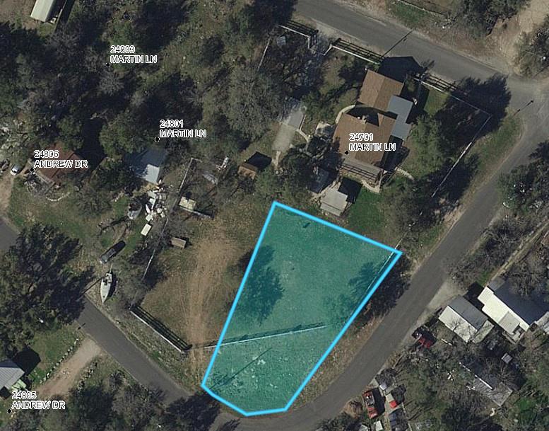 000 Martin Ln Property Photo 1