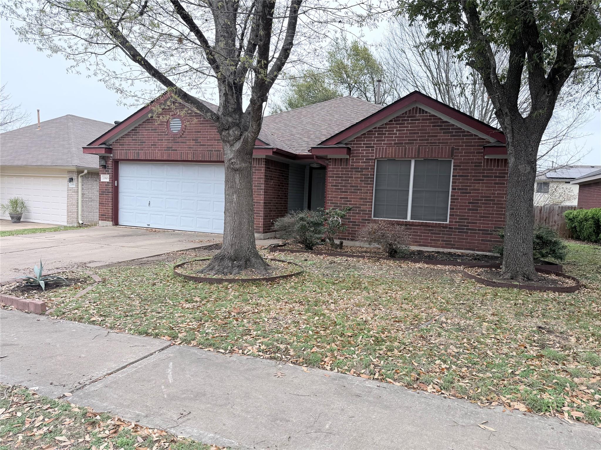 20809 Pacers Gait Ln Property Photo 2