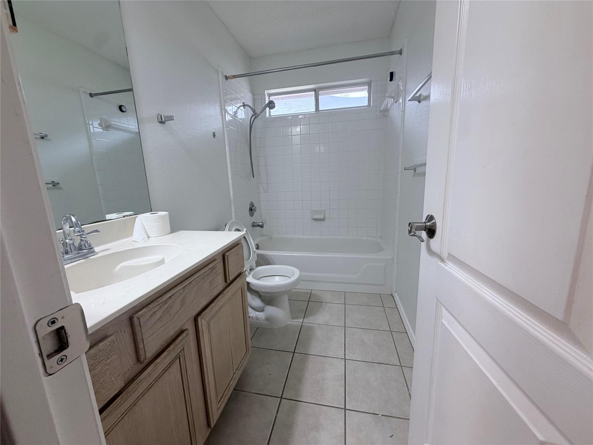20809 Pacers Gait Ln Property Photo 4