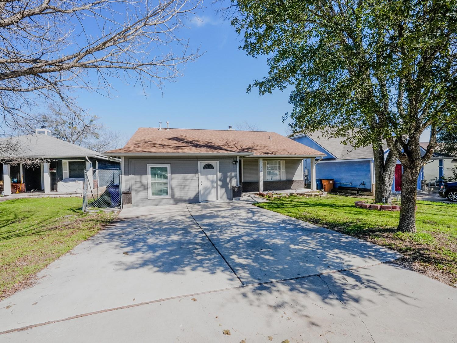 7107 Ritchie Dr Property Photo 2