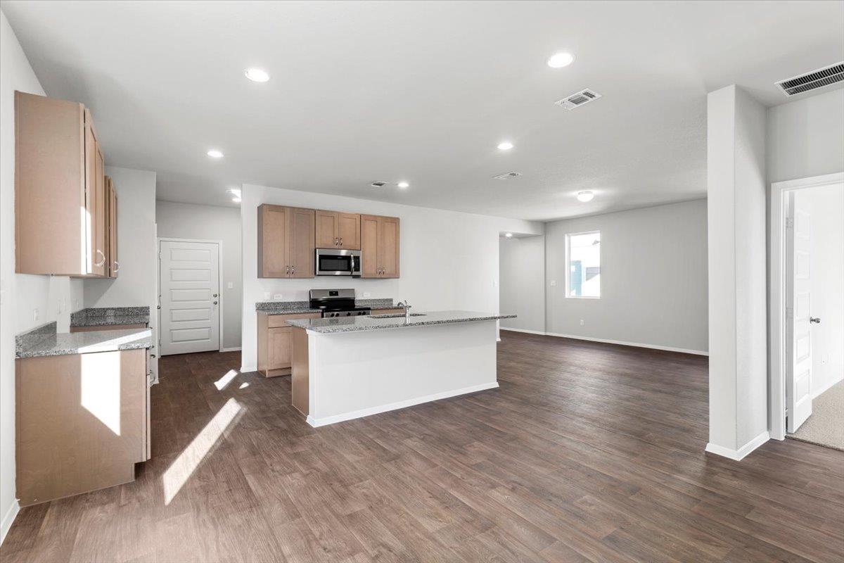 2711 Totley Rd Property Photo 10