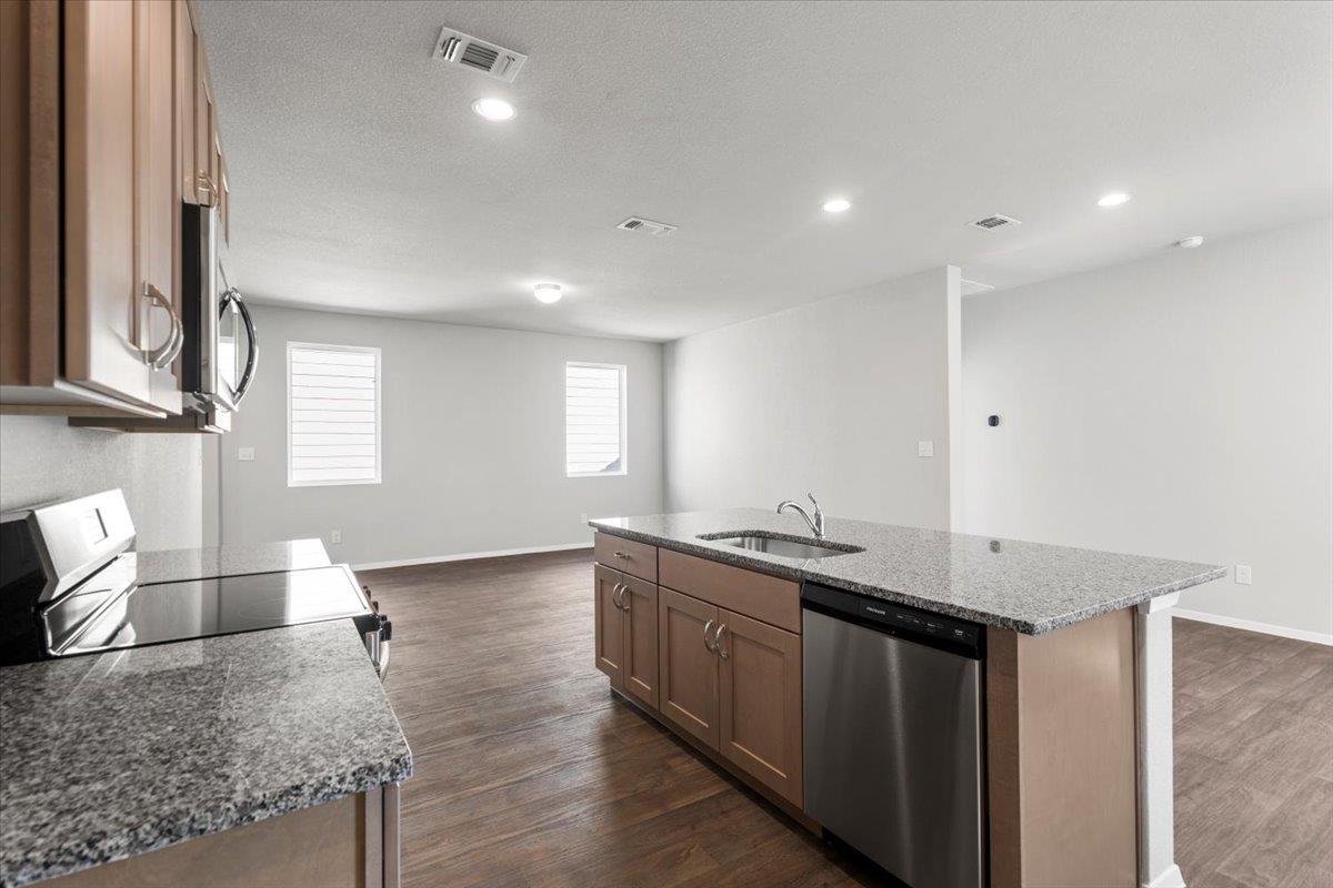 2711 Totley Rd Property Photo 11