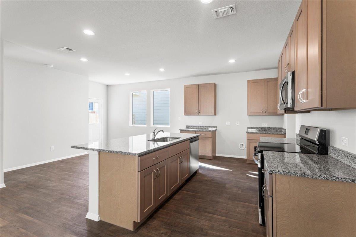 2711 Totley Rd Property Photo 12