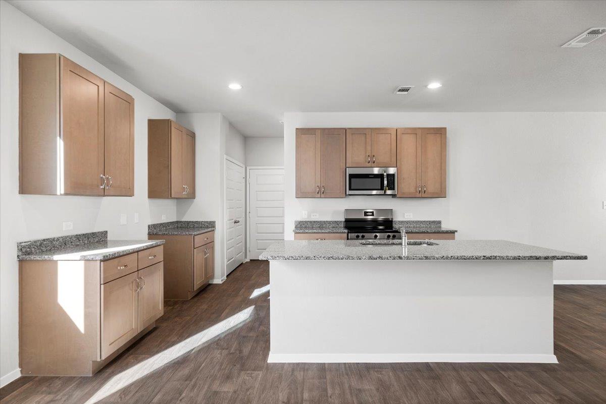 2711 Totley Rd Property Photo 17