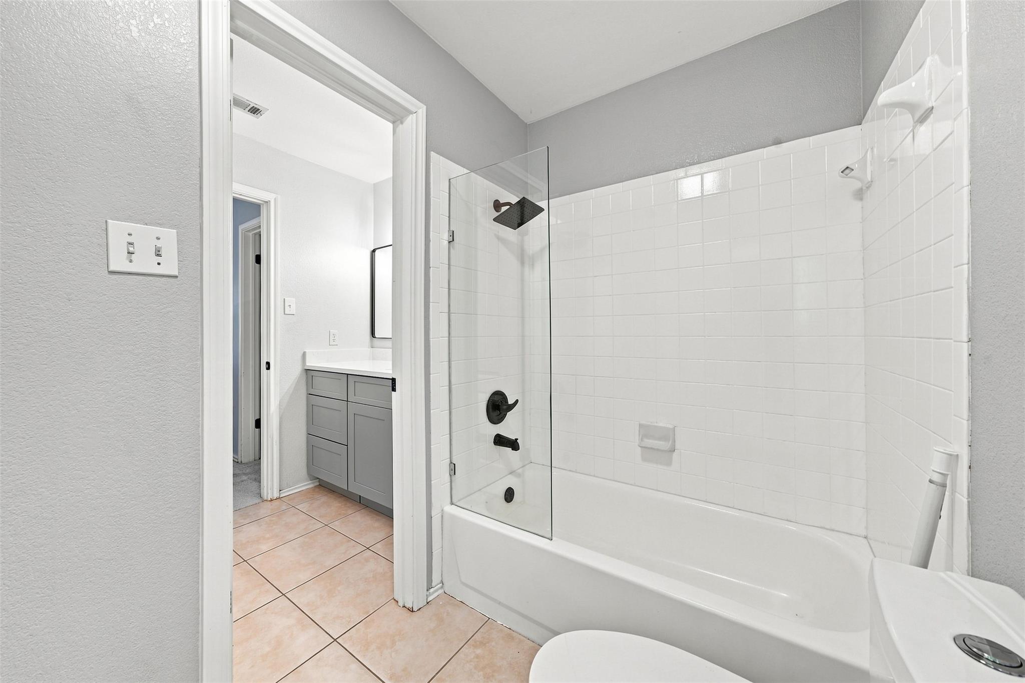 2605 Oakwood Glen Dr Property Photo 31