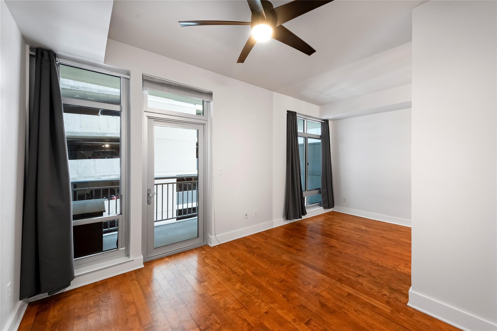 603 Davis St #708 Property Photo 8