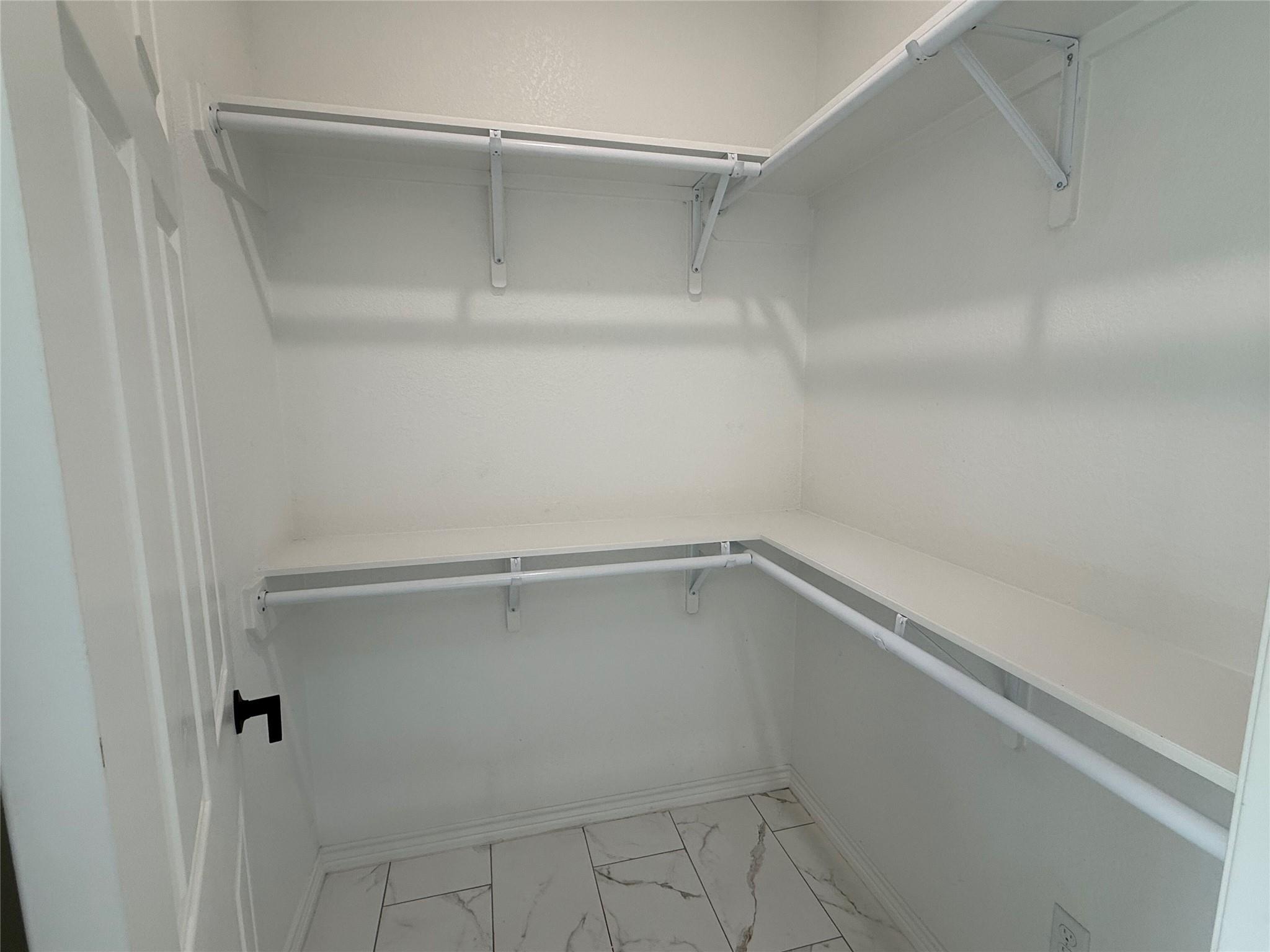 811 5th St Property Photo 11